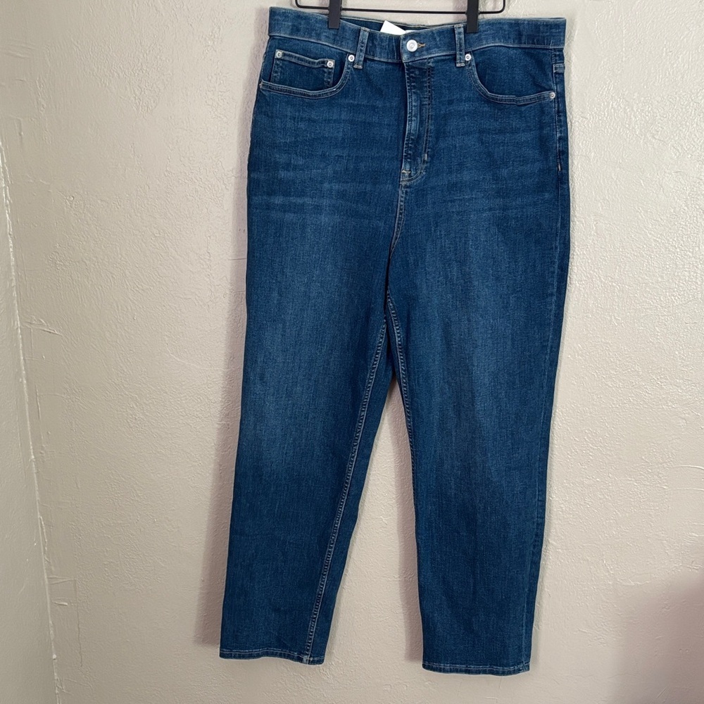 NWT Slim Straight High-Rise Women’s Jeans